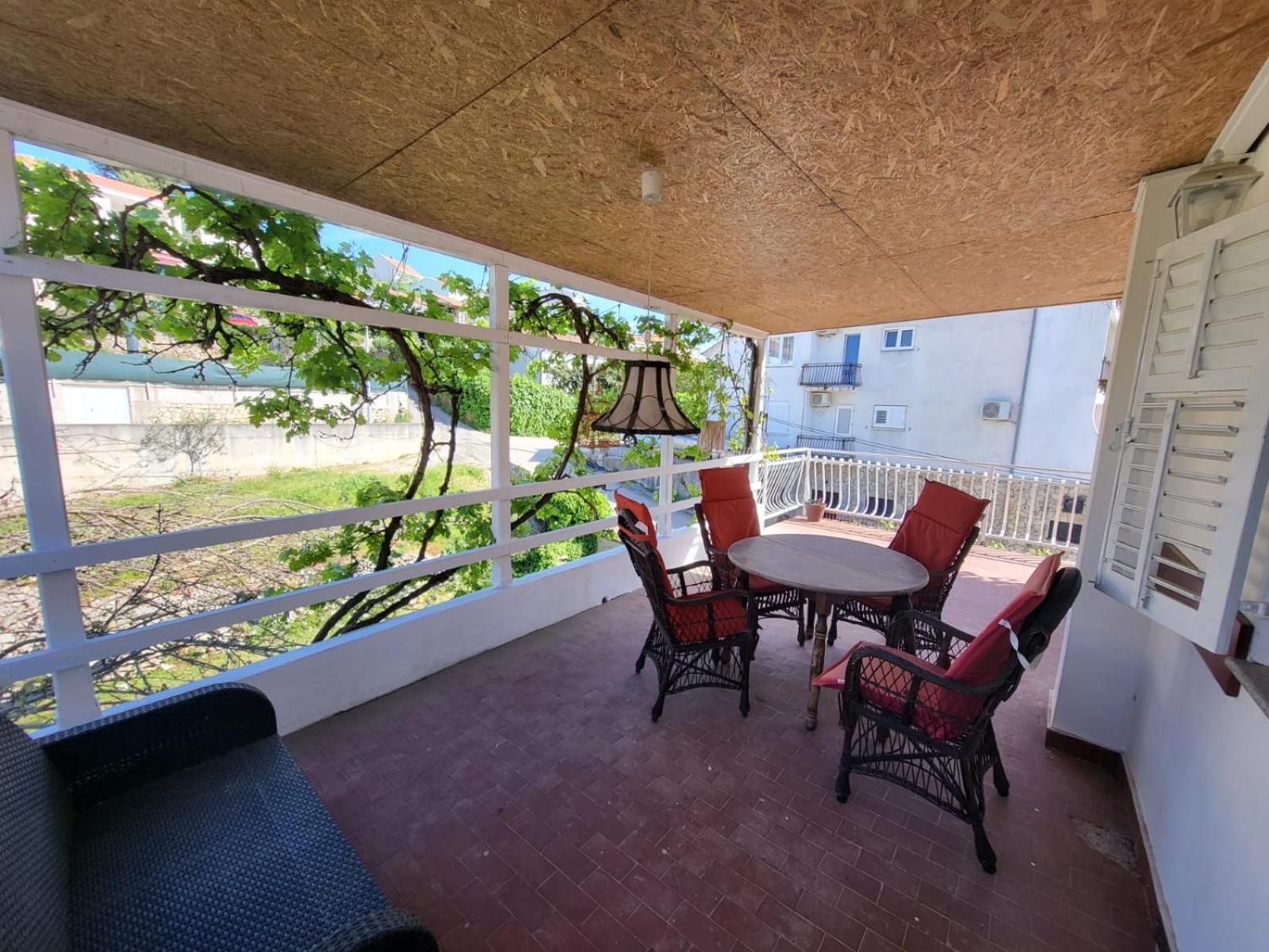 Apartment Bunjo'S Beach House تروغير المظهر الخارجي الصورة