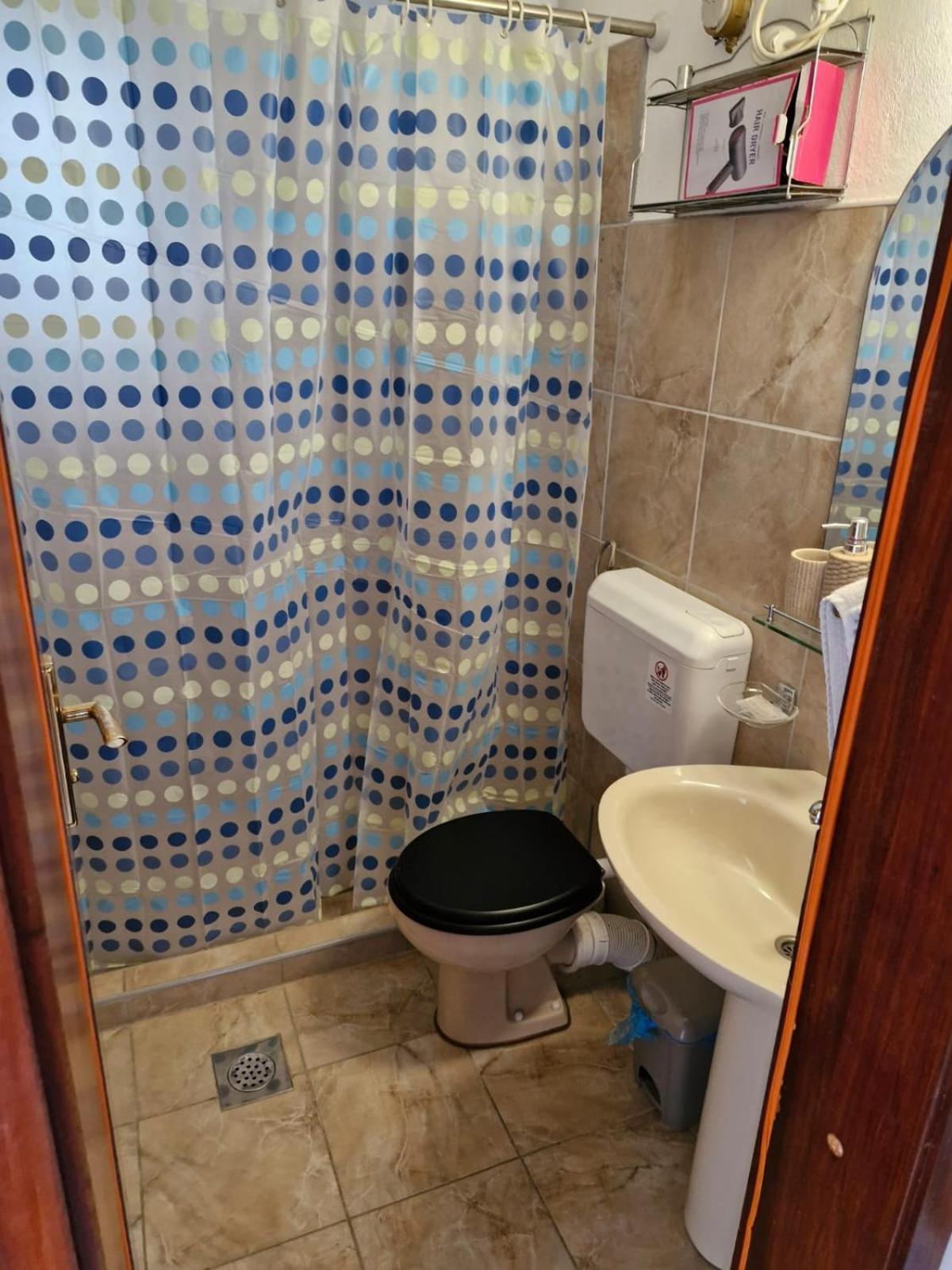 Apartment Bunjo'S Beach House تروغير المظهر الخارجي الصورة